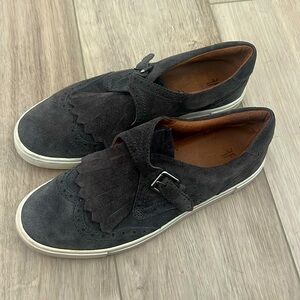 Frye GEMMA KILTIE FRINGED GRAY SUEDE LEATHER SLIP-ON BUCKLE SNEAKERS